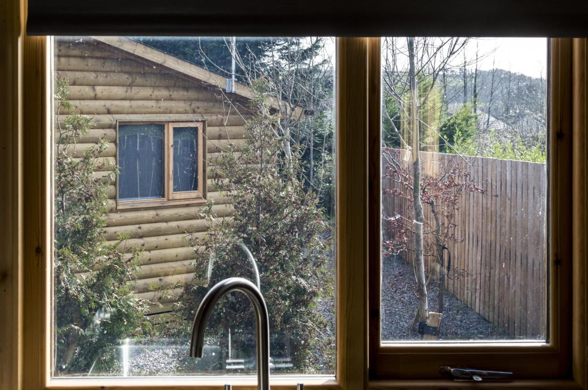 Laurel Lodge - 2 Bedroom Log Cabin - St Florence Saint Florence Bagian luar foto